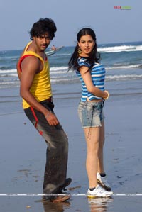 Aryan Rajesh, Sradha Arya