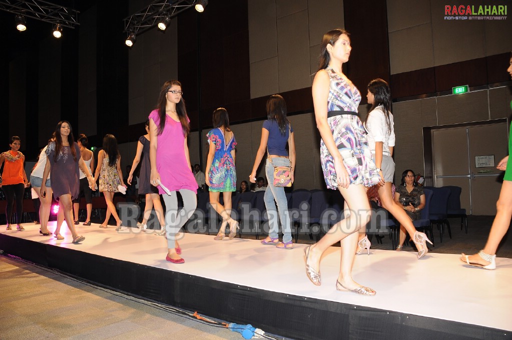 Hyderabad Fashion Week 2010