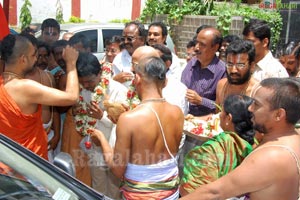 Chinna Jiyar Swamy at Srinagar Venkateswara Swamy Temple