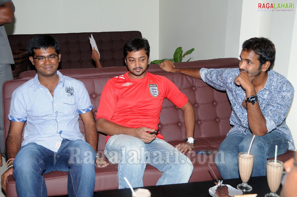 Venkatesh, Vishnu & Aryan Rajesh visits The Chocolate Room at Banjara Hills