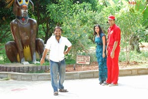 Srinivas, Vijay Sai, Priyanka, Priya Ahuja