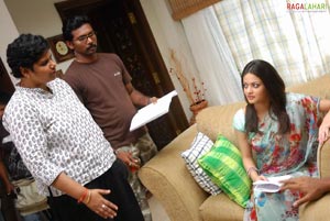 Ala Modalaindi Working Stills