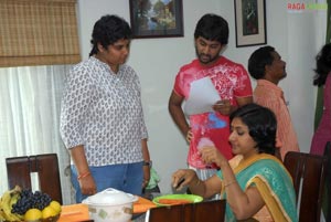 Ala Modalaindi Working Stills