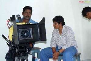 Ala Modalaindi Working Stills