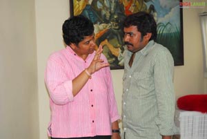 Ala Modalaindi Working Stills