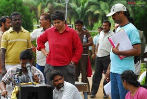 Ala Modalaindi Working Stills