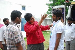 Ala Modalaindi Working Stills