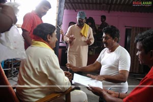 Maavoori Maharshi Working Stills