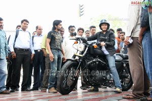 Harley-Davidson Bike Delivery to a Women Rider