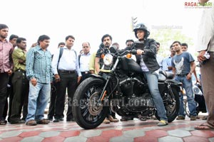 Harley-Davidson Bike Delivery to a Women Rider