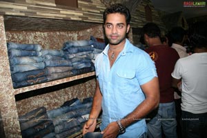 Designer Niranjan IWEE Styling Store Launched By Priyamani and Navadeep