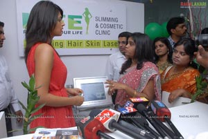 Sraddha Das Launches Life Slimming & Cosmetic Clinic