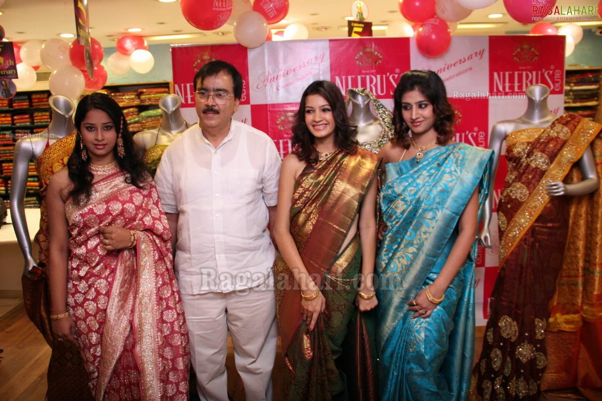 Neeru's 5th Anniversary Celebrations