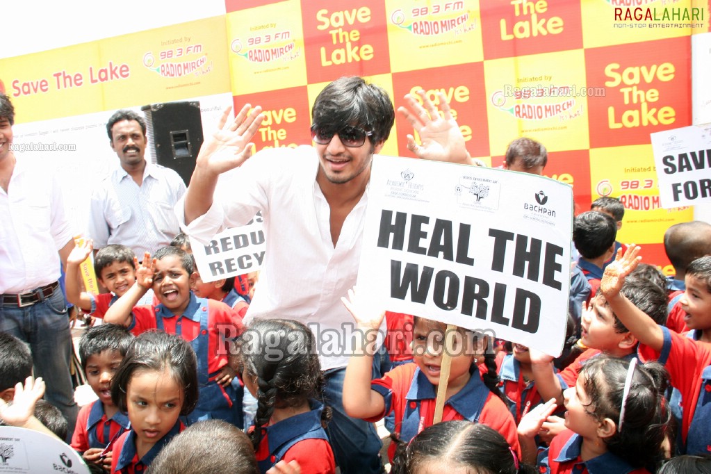 Nikhil at Radio Mirchi's Save The Lake Event