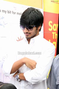 Nikhil at Radio Mirchi's Save The Lake Event