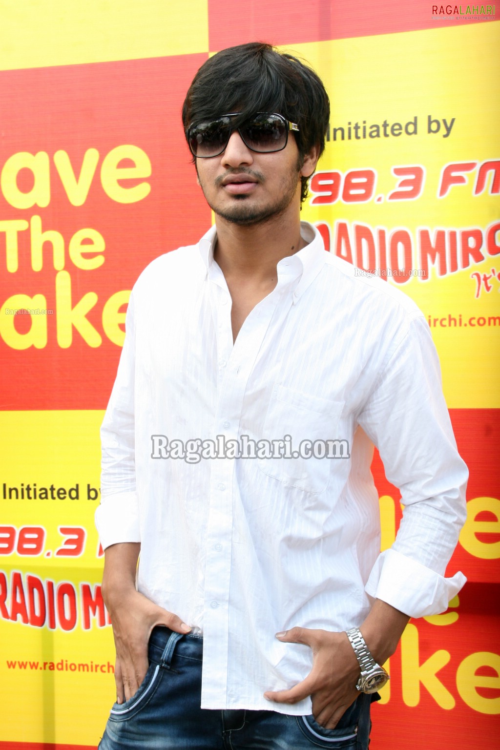 Nikhil at Radio Mirchi's Save The Lake Event