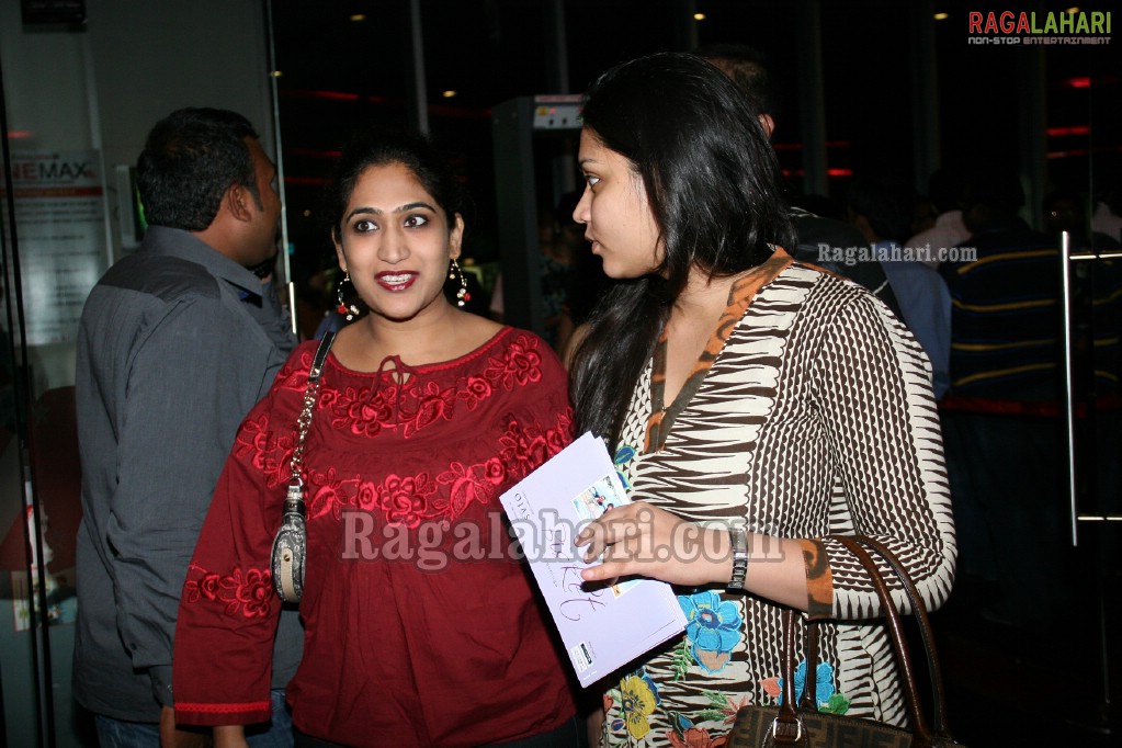 Zindagi Na Milegi Dobara Special Screening by Bisket Srikanth