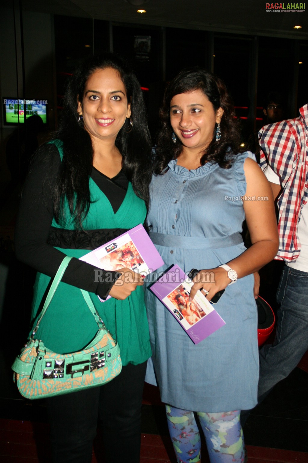 Zindagi Na Milegi Dobara Special Screening by Bisket Srikanth