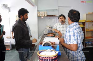 Money Money Money Working Stills