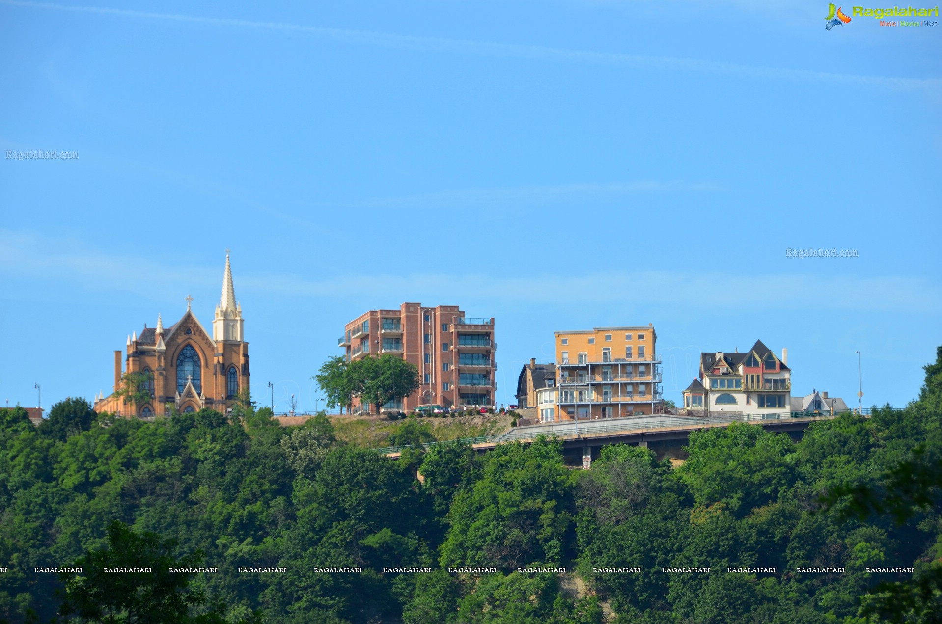 Sri Atluri Photography - Three Rivers Arts Festival 2012 – Pittsburgh, PA, USA (HD)