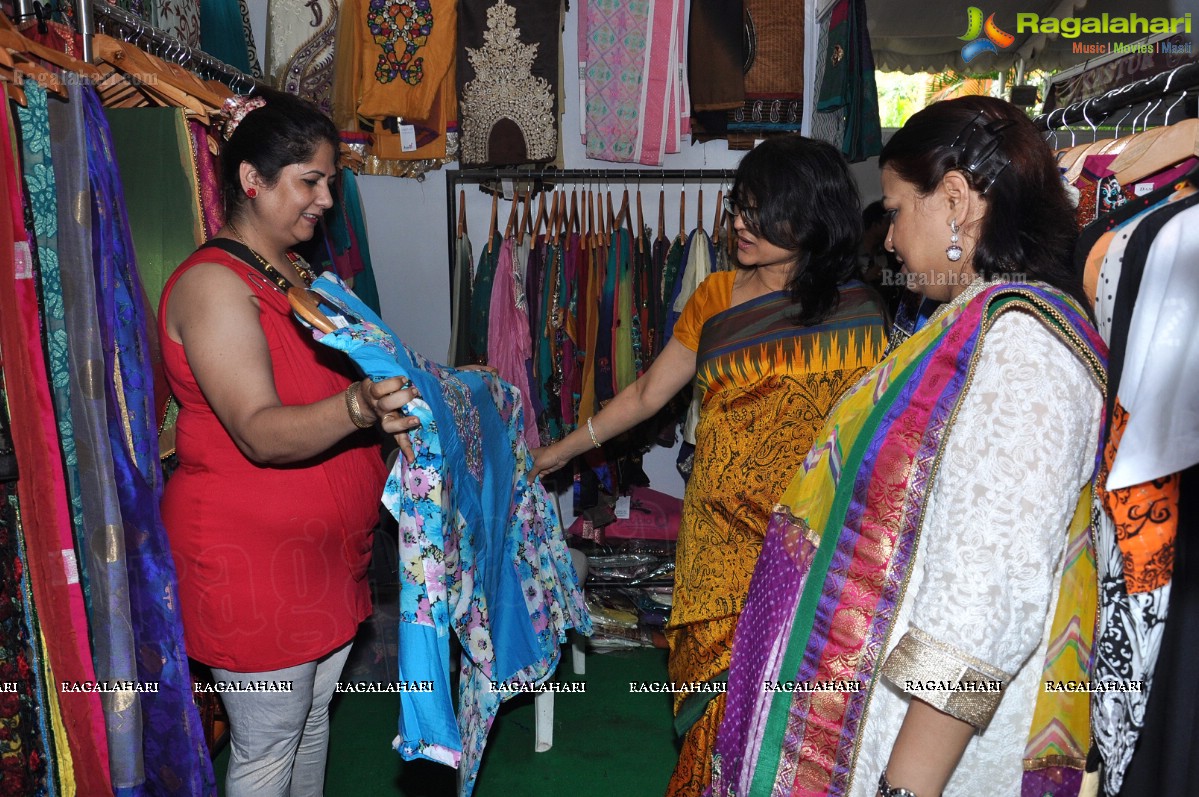 Akritti Monsoon Mela