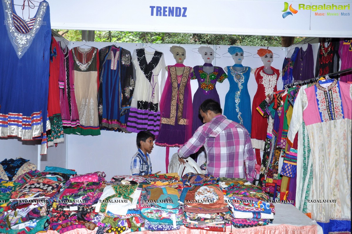 Akritti Monsoon Mela