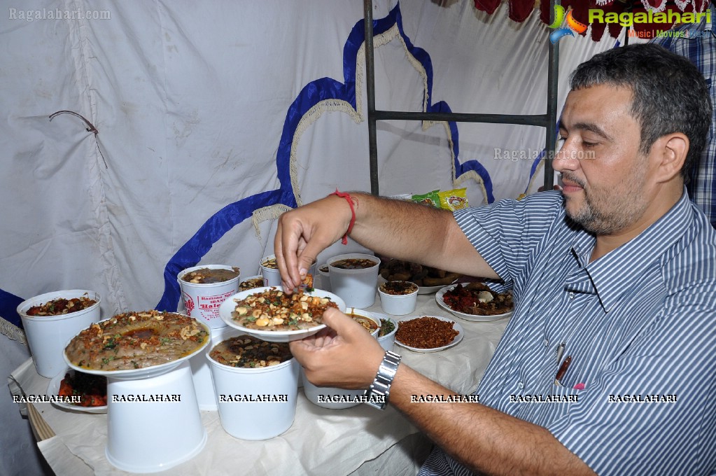 Cafe 555 Presents The Authentic Hyderabad's Haleem