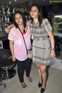 Jwala Gutta launches Colarz Beauty Studio, Hyderabad