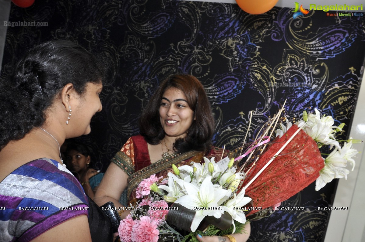 Jwala Gutta launches Colarz Beauty Studio