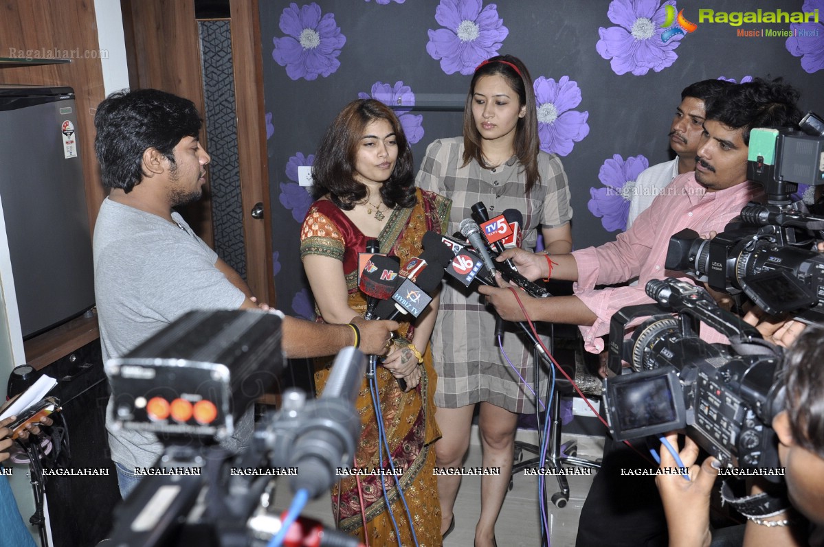 Jwala Gutta launches Colarz Beauty Studio