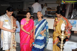 CCAP Aakruthi Vastra 2012 Textile Exhibition at Hyderabad Kamma Sangam HallPhotos