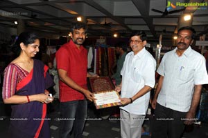 CCAP Aakruthi Vastra 2012 Textile Exhibition at Hyderabad Kamma Sangam HallPhotos