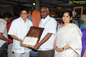 CCAP Aakruthi Vastra 2012 Textile Exhibition at Hyderabad Kamma Sangam HallPhotos