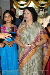 CCAP Aakruthi Vastra 2012 Textile Exhibition at Hyderabad Kamma Sangam HallPhotos