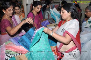 CCAP Aakruthi Vastra 2012 Textile Exhibition at Hyderabad Kamma Sangam HallPhotos