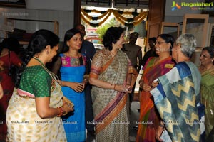 CCAP Aakruthi Vastra 2012 Textile Exhibition at Hyderabad Kamma Sangam HallPhotos