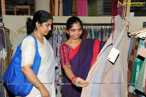 CCAP Aakruthi Vastra 2012 Textile Exhibition at Hyderabad Kamma Sangam HallPhotos