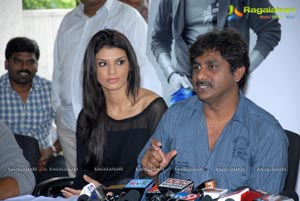 Devudiki Chesinki Manshul Press Meet