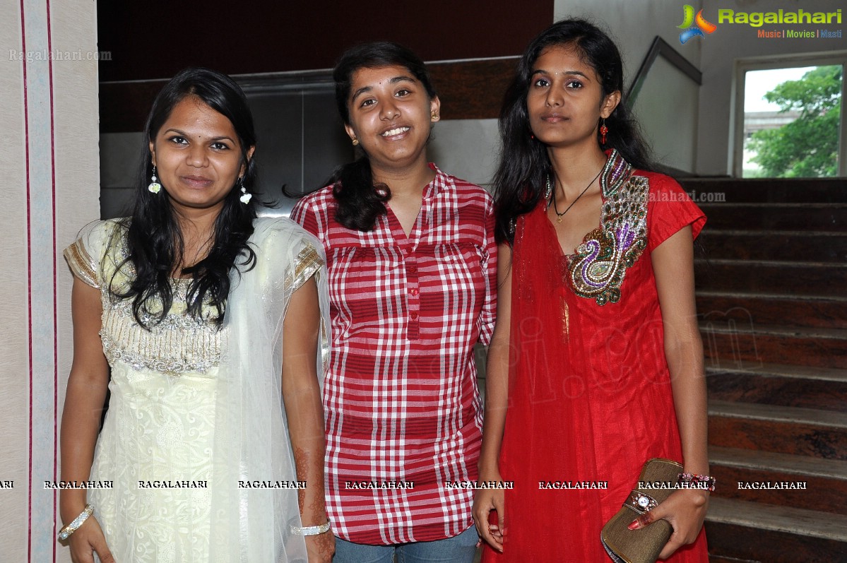 Hamstech Institute of Fashion & Interior Design Freshers' Party 2012