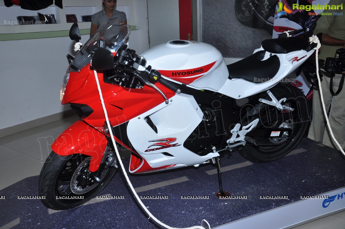 Hyosung GT250R Launch in Hyderabad