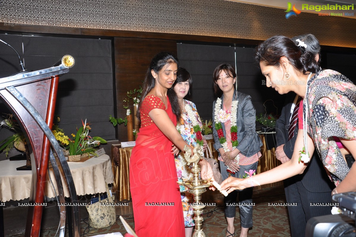 Ikebana International Pushpa Raagalu