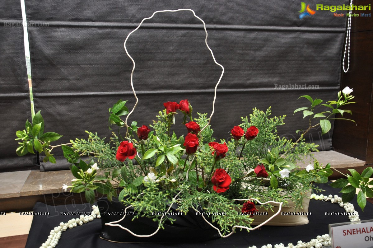 Ikebana International Pushpa Raagalu