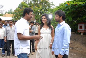 Nani Amala Paul Jandapai Kairaju Muhurat