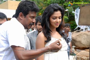 Nani Amala Paul Jandapai Kairaju Muhurat