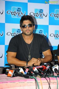 Trivikram Srinivas Julayi Press Meet Photos