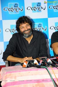 Trivikram Srinivas Julayi Press Meet Photos