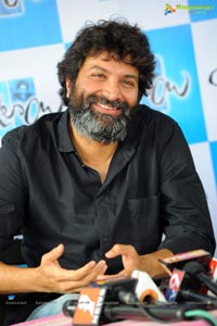 Trivikram Srinivas Julayi Press Meet Photos