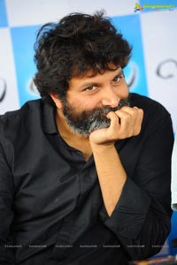 Trivikram Srinivas Julayi Press Meet Photos