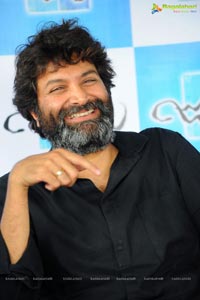 Trivikram Srinivas Julayi Press Meet Photos