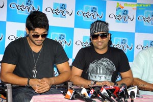 Trivikram Srinivas Julayi Press Meet Photos